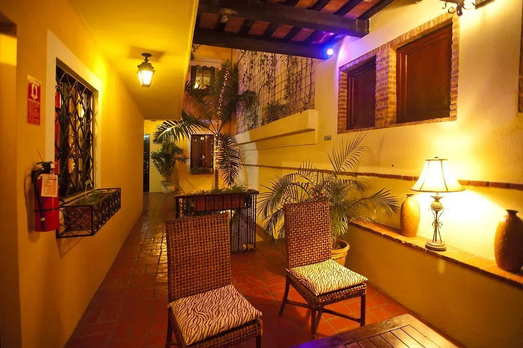 فندق Casa Naemie سانتو دومينجو