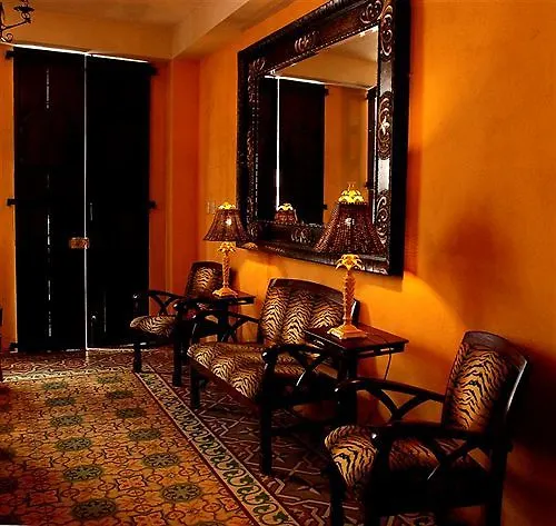 فندق Casa Naemie سانتو دومينجو